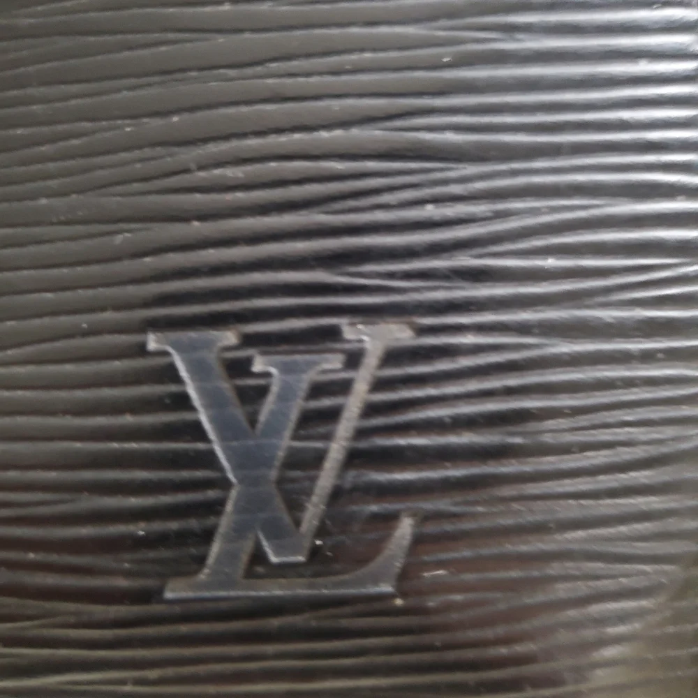 Very large authentic Louis Vuitton Epi leather briefcase
